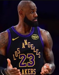 米兰体育app下载-退役信号？NBA为詹姆斯设计专属球衣补丁，NBA独一份，引发猜测