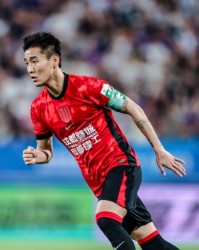 米兰体育登录入口-足球报列中超半程本土TOP10：韦世豪MVP，张玉宁、塞鸟在列